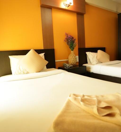 Hostel Puangpech Place 10