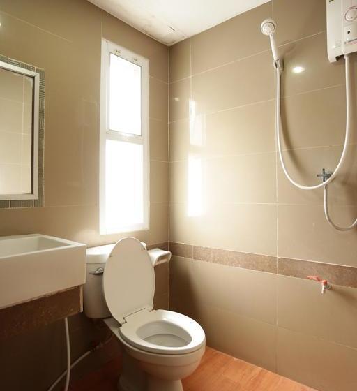 Hostel Puangpech Place 13