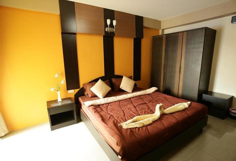 Hostel Puangpech Place 15