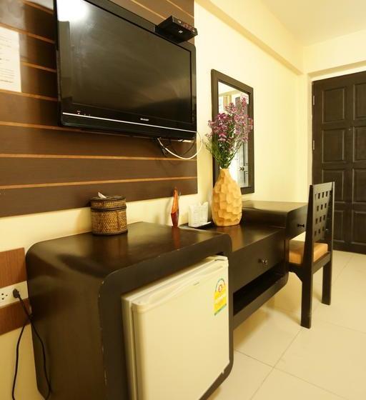 Hostel Puangpech Place 9