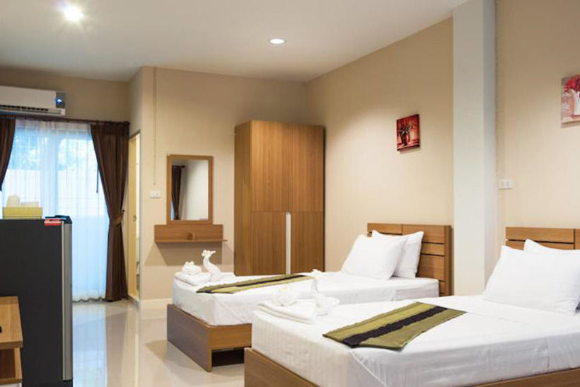 Hotel The Grand Residence 13