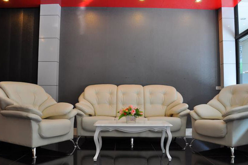 Hotel The Grand Residence 2