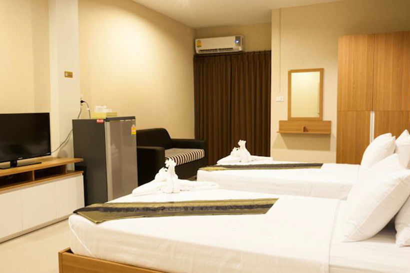 Hotel The Grand Residence 8