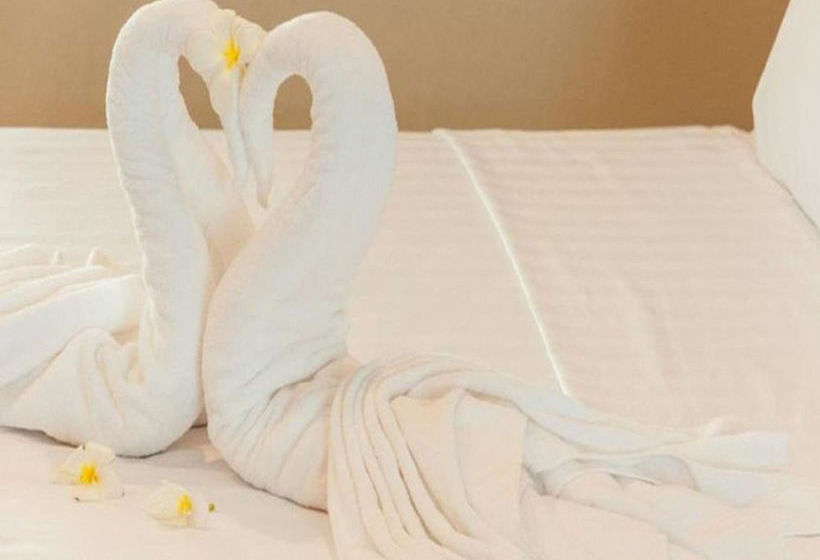 Hotel The Grand Residence 9