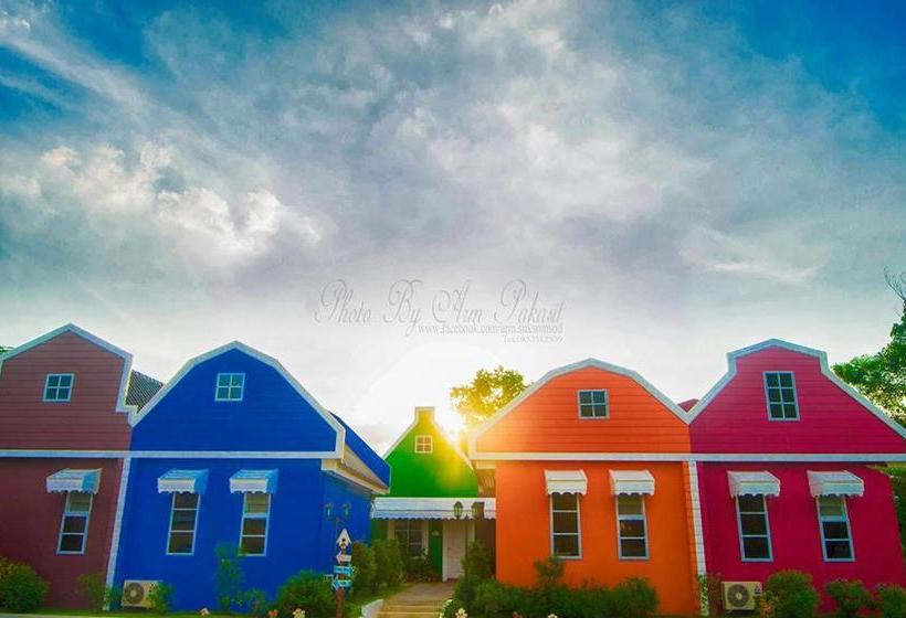 Color Ville Resort 8