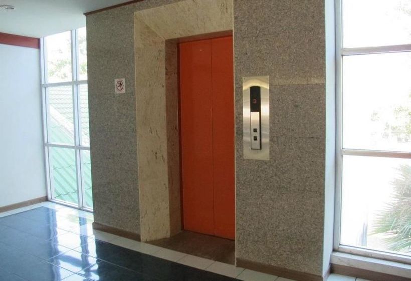 Hotel Beverly Hill Park 8