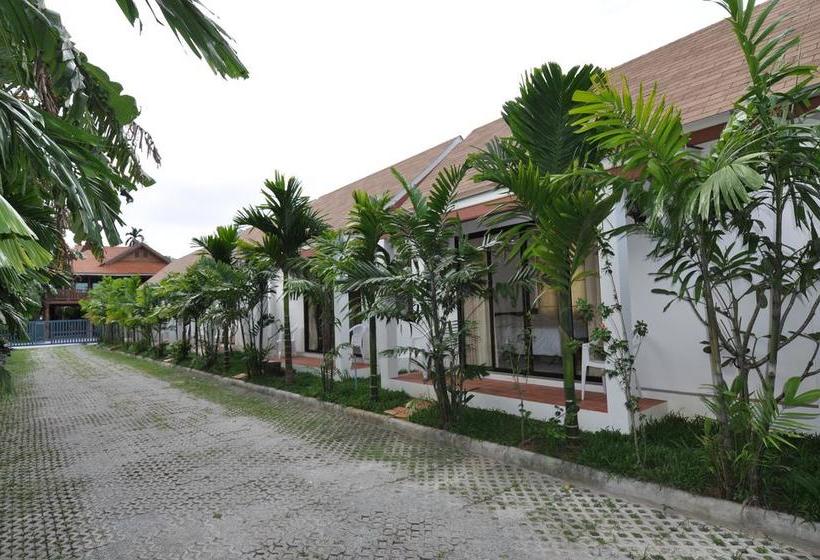 Resort Baan Phuchalong Bungalow 1