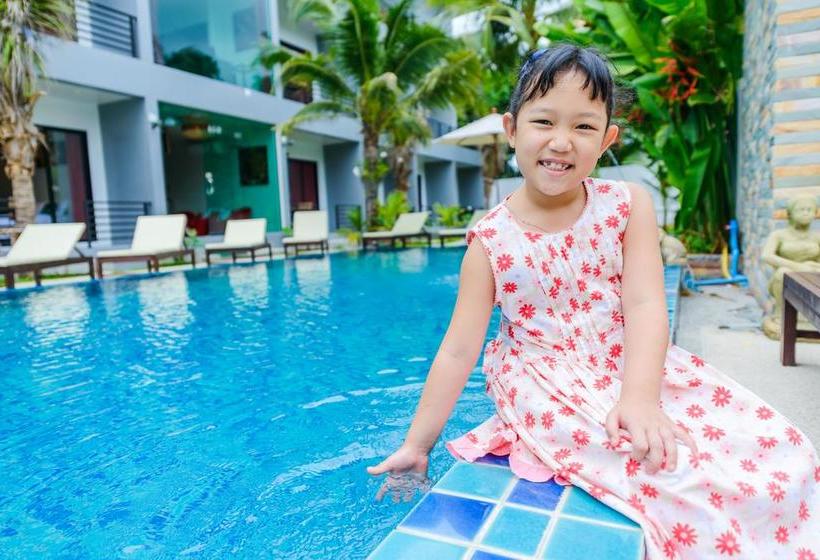 Resort Baan Phuchalong Bungalow 12