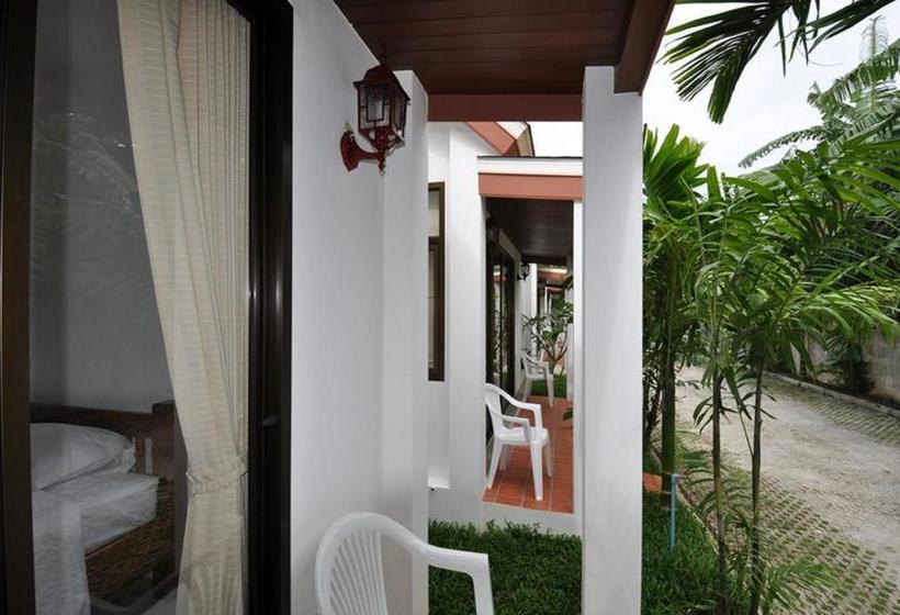 Resort Baan Phuchalong Bungalow 3