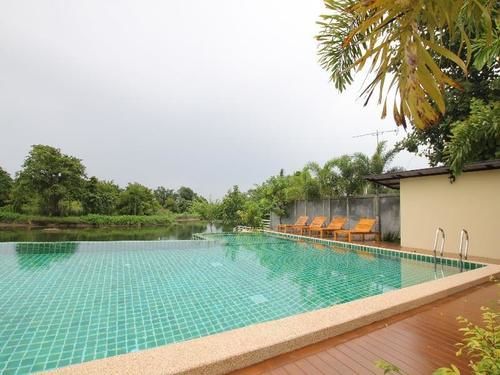 Resort Ruen Maihom Riverside Cottage 17