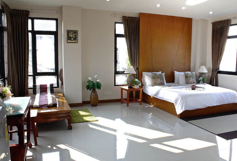 Hotel Yenjit Resort 18