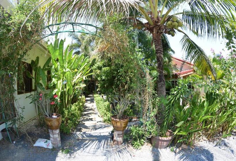 Resort Sanuk Bungalows 3