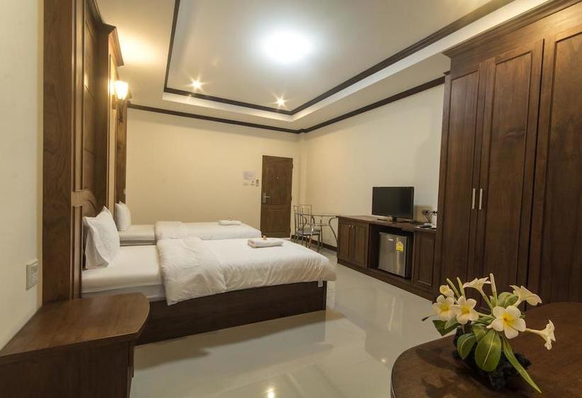 Hotel The Muk Lagoon 15