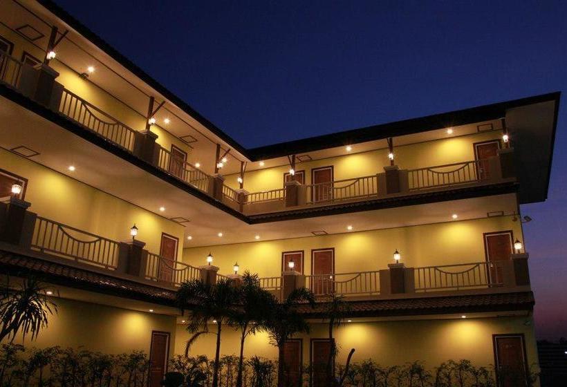 Hotel The Muk Lagoon 9