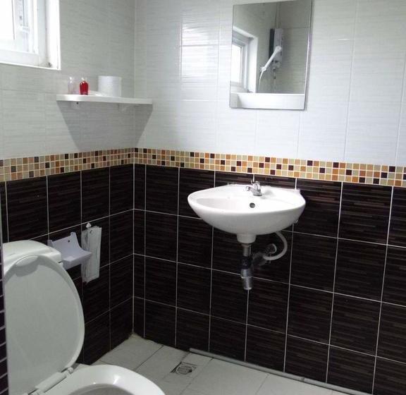 Hotel Klang Muang River Home 7