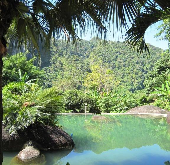 Phanom Bencha Mountain Resort 12