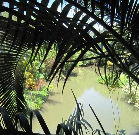 Phanom Bencha Mountain Resort 18