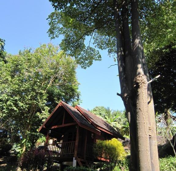 Phanom Bencha Mountain Resort 7