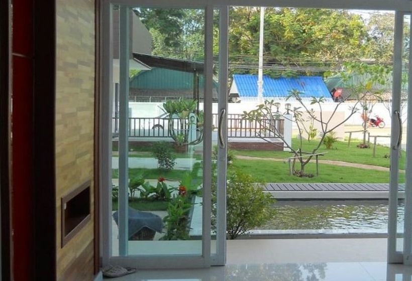 The Cotton Apartment And Resort 8