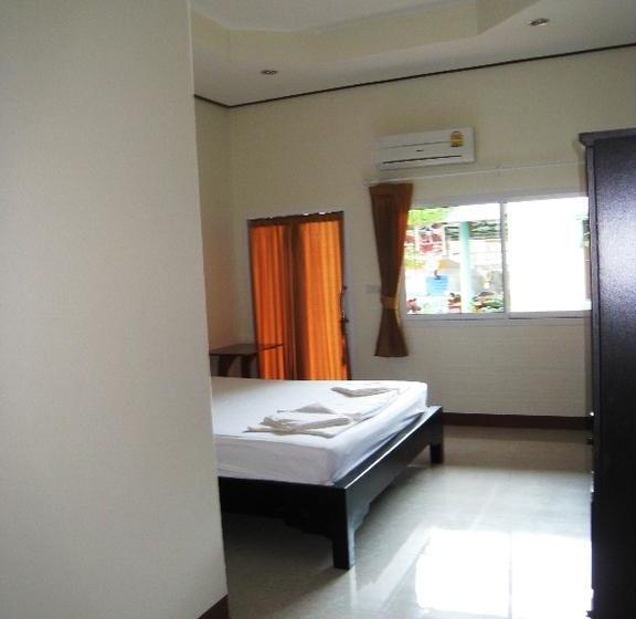 Hotel Kachapol 14