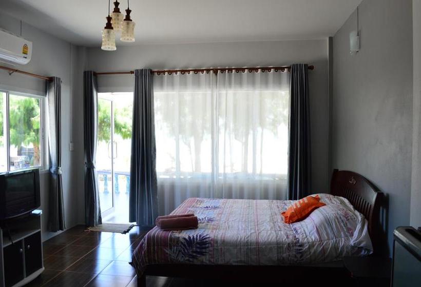 Sangjun On Beach Resort Prachuap Khiri Khan