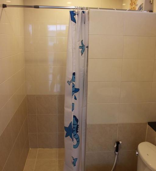 Ananas Phuket Hostel 1