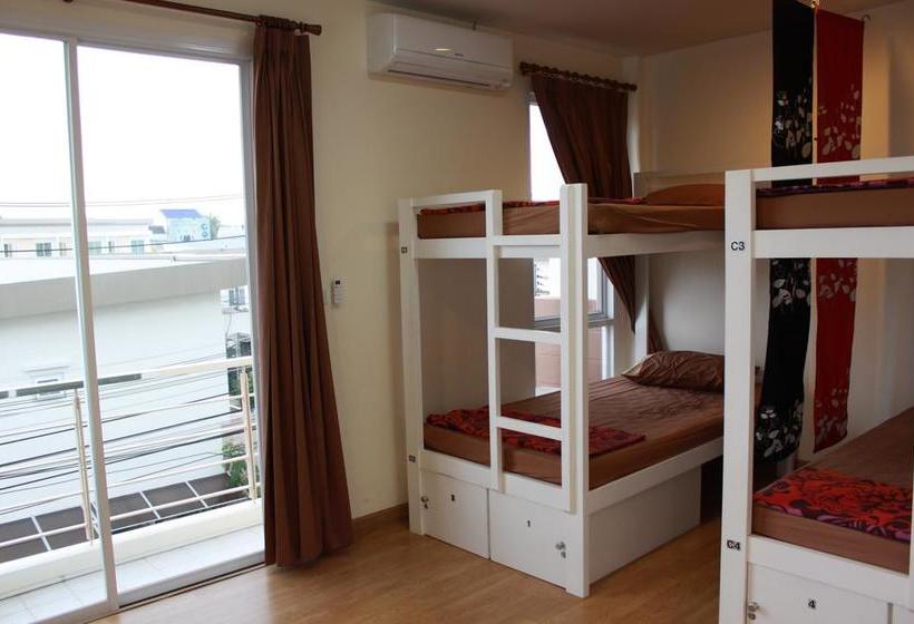 Ananas Phuket Hostel 2