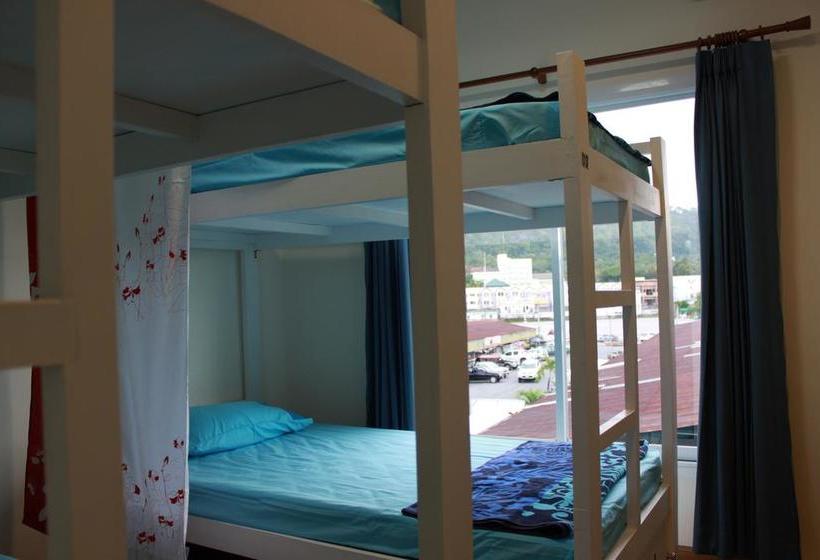 Ananas Phuket Hostel 5
