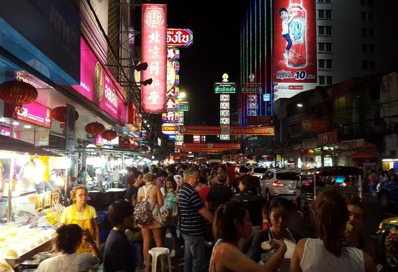 Escape At Sathorn Terrace: Boutique Bed And Breakfast 10