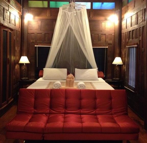 Resort Seapines Villa Liberg Nai Yang Beach Phuket