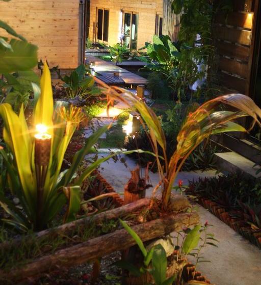 The Box Lipe Resort 14