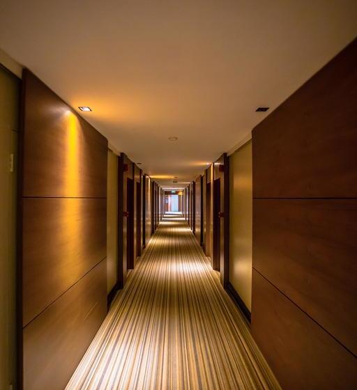 Hotel New Travel Lodge 17