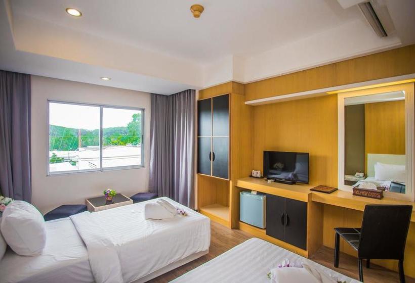 Hotel New Travel Lodge 18