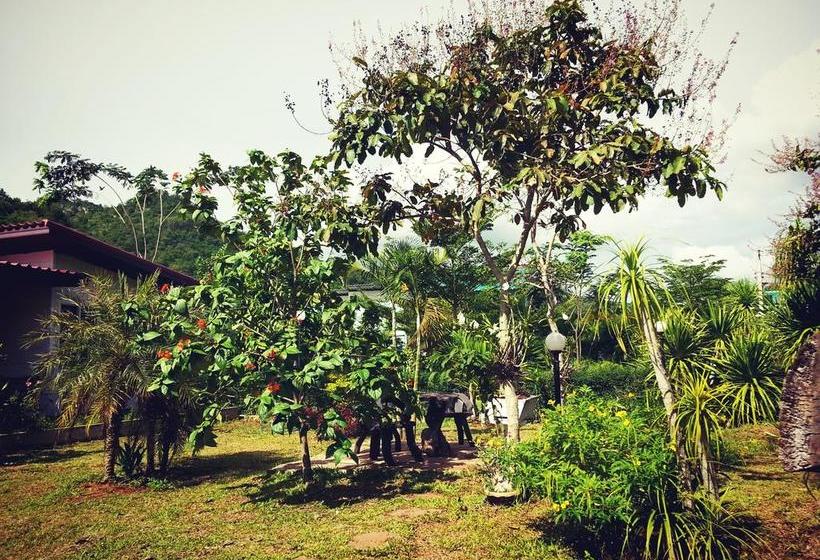 Resort Baan Khaoneawdum Nong Nam Daeng