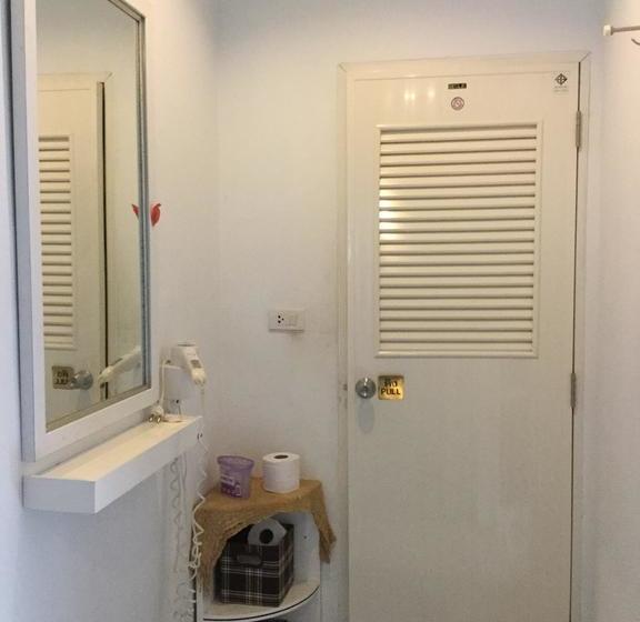 Ananas Samui Hostel 6