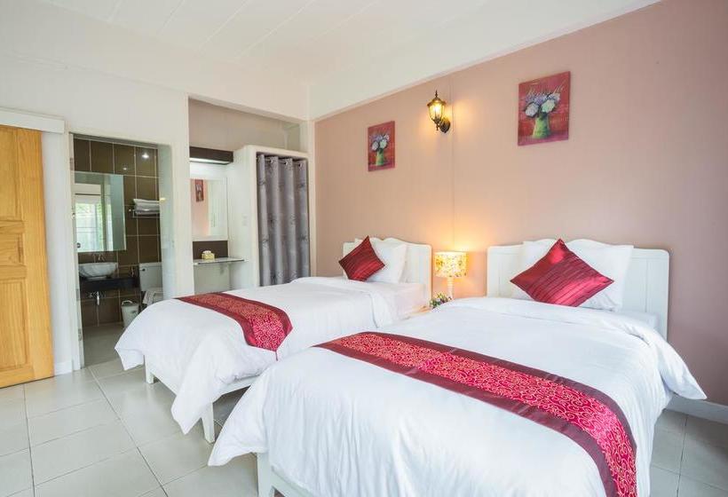 Villa Reina Resort 15