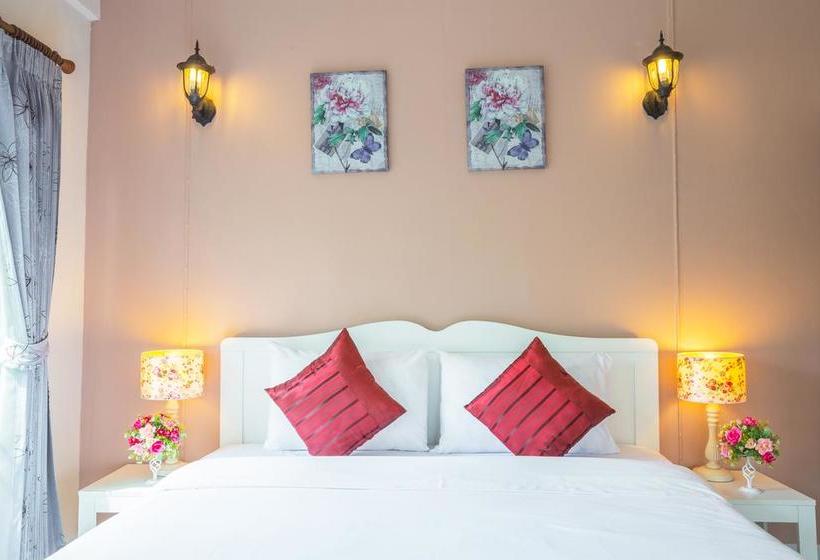 Villa Reina Resort 16