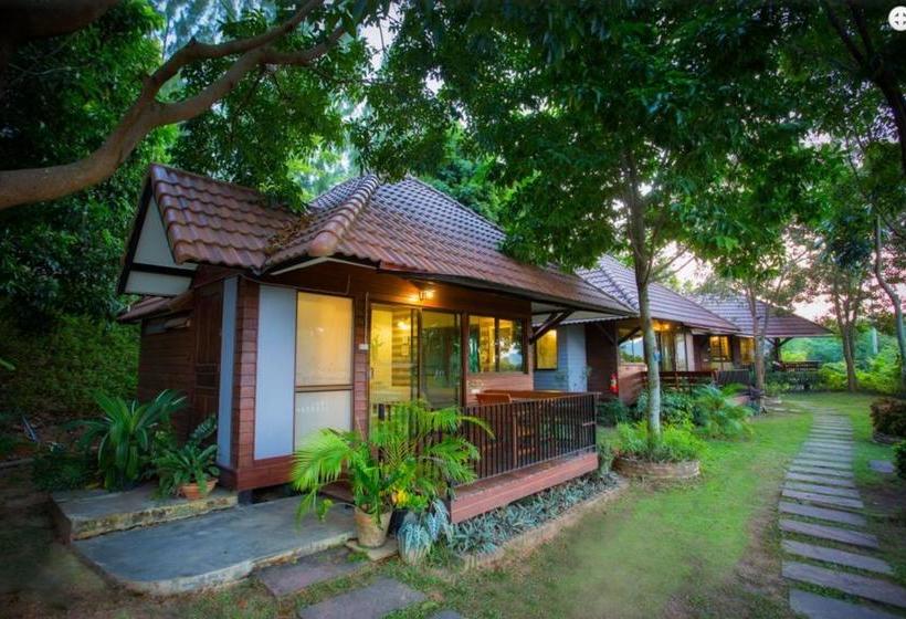 Resort Tonsilp Art Home 12