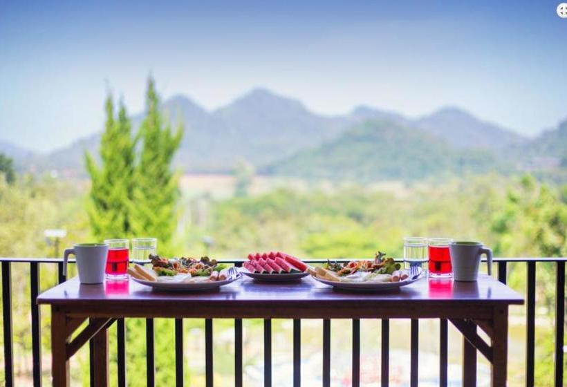 Resort Tonsilp Art Home 9