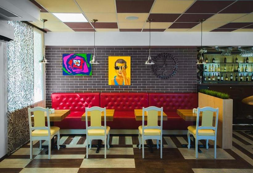 Hotel Art Volzhsky 10