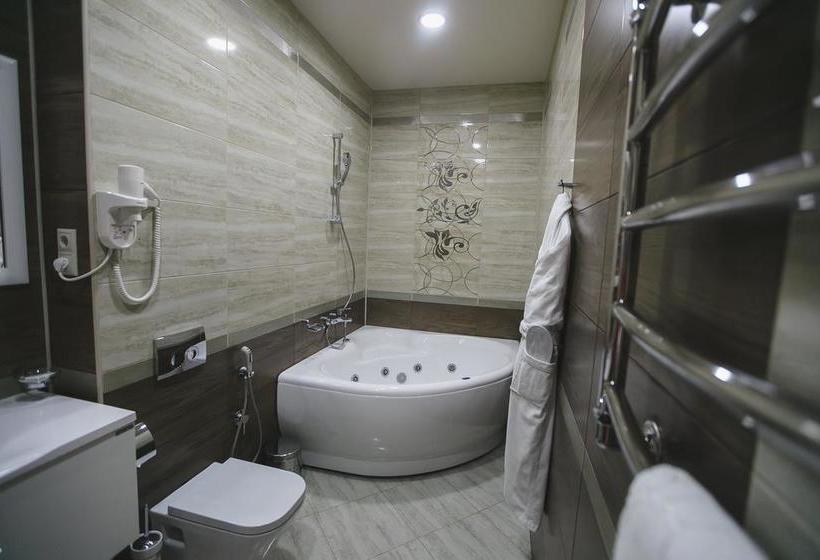 Hotel Kavkazskaya Plennitsa 10