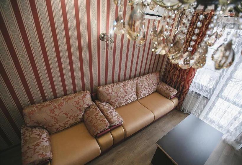 Hotel Kavkazskaya Plennitsa 13