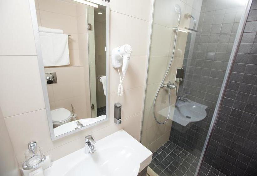 Hotel Amaks Congress 18