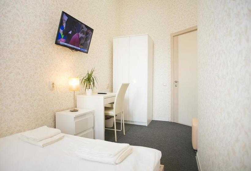 Hotel Gorkiy Hostel 17