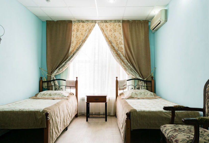 Hostel Zeleniy Bereg 4