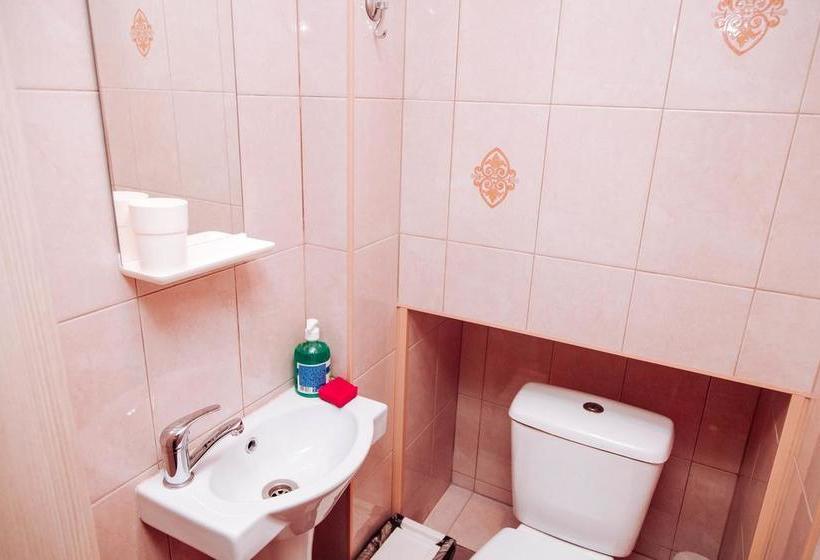 Hôtel Bugrov Hostel 10