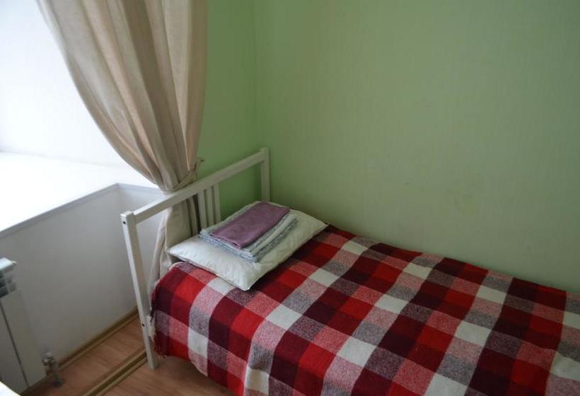 Hôtel Bugrov Hostel 8