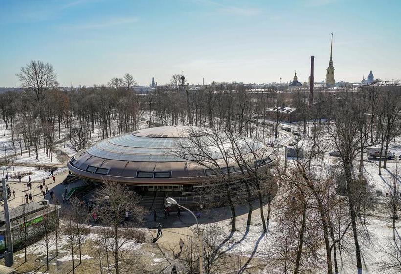 Hotel Alye Parusa Kronverksky 10