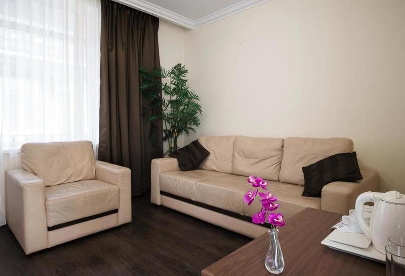 Hotel Villa Deja Vu 19