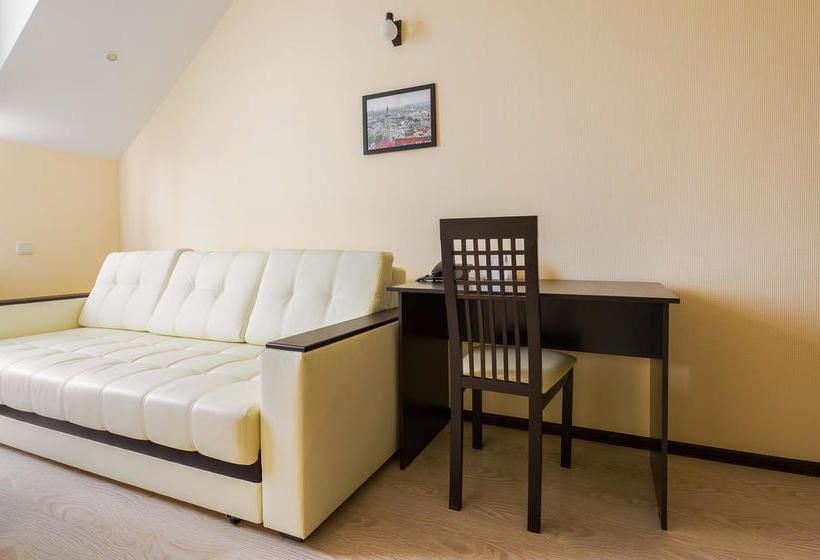 Hotel Nemetskiy Dvorik Sarátov